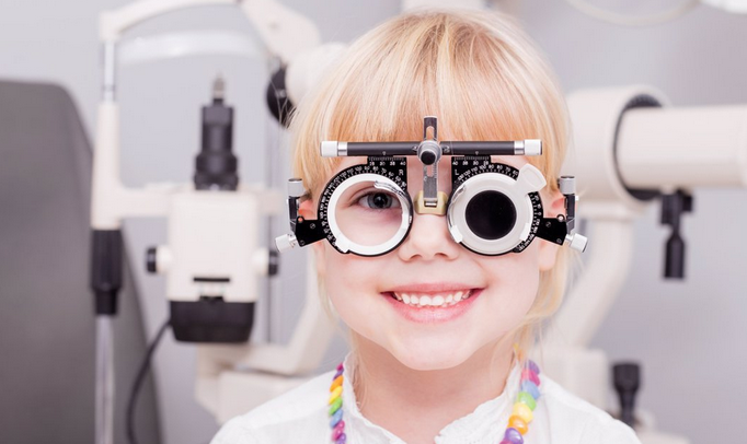 salud-visual-niños-optica-vidal-jerez-3993